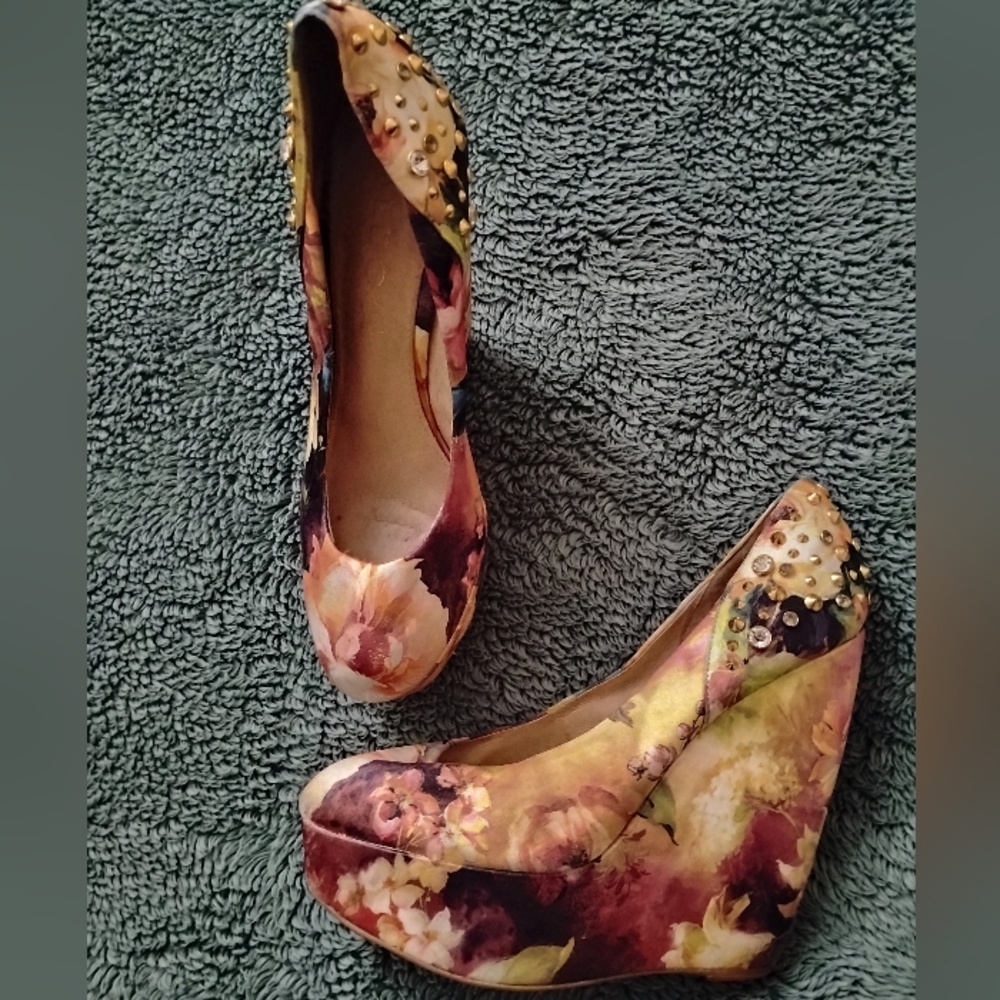 ALDO Studded Floral Wedges Heels Shoes Women's Size 7